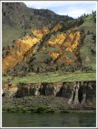 BRITISH COLUMBIA–dramatic evidence of a landslide